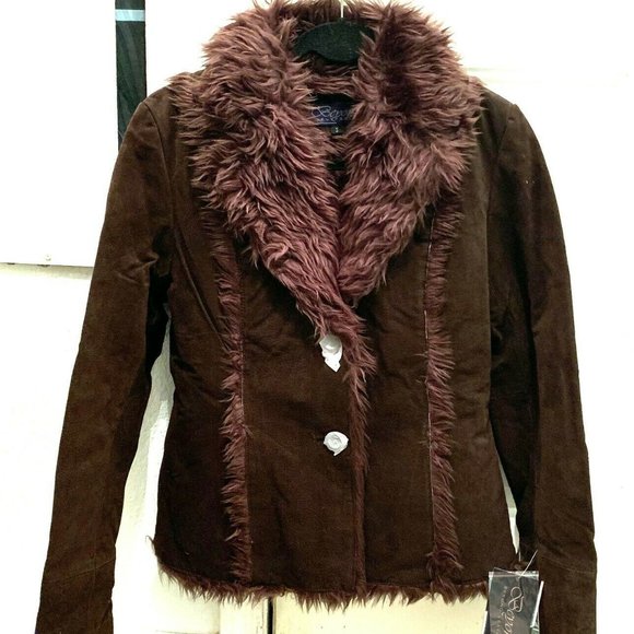 Beyond California Fitted  Brown Leather Jacket - Picture 1 of 3